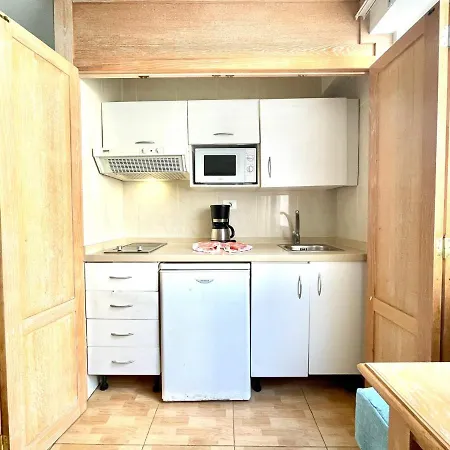 Apartamento Estudio Pp Con Wifi,piscina En Azotea, Sin Balcon *